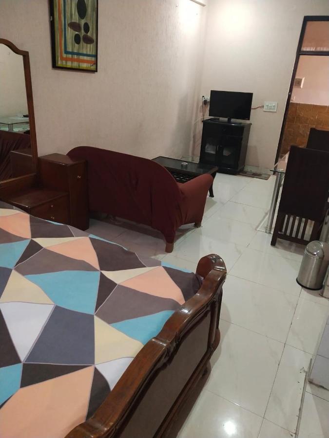 Mufis Homestay, Emerald Compound, New Palam Vihar-2 Gurgaon Exterior foto