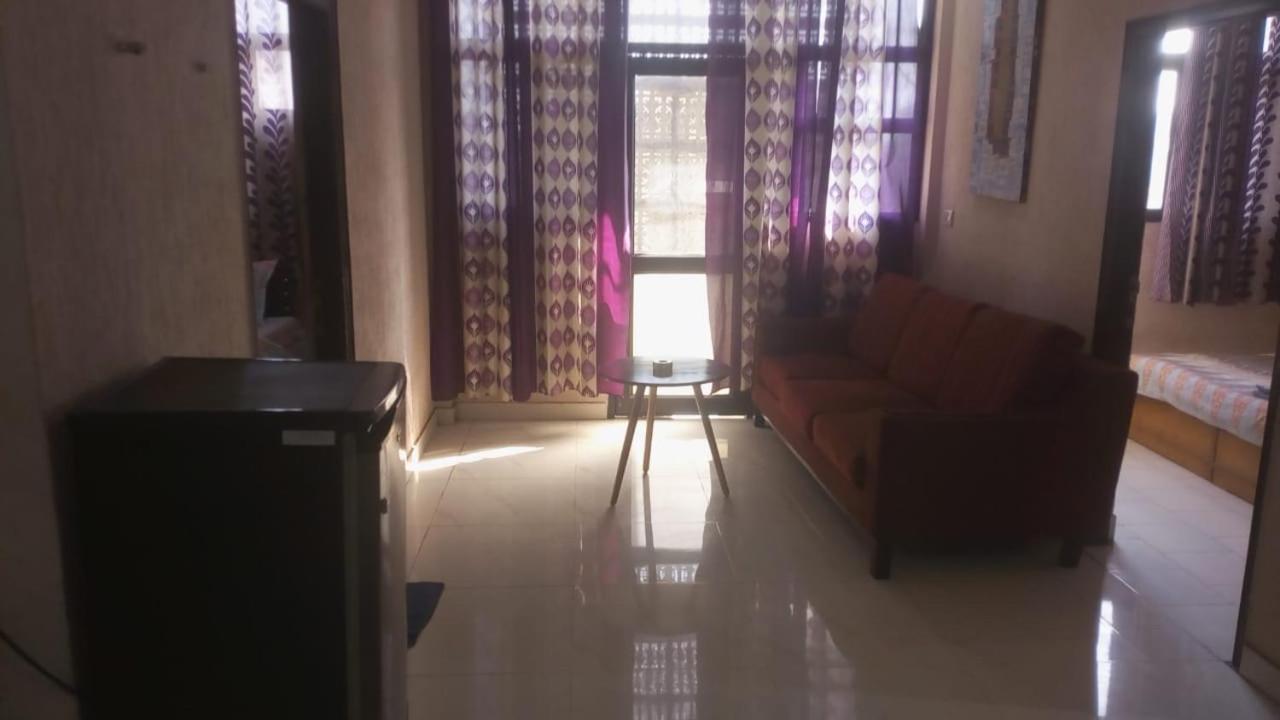 Mufis Homestay, Emerald Compound, New Palam Vihar-2 Gurgaon Exterior foto